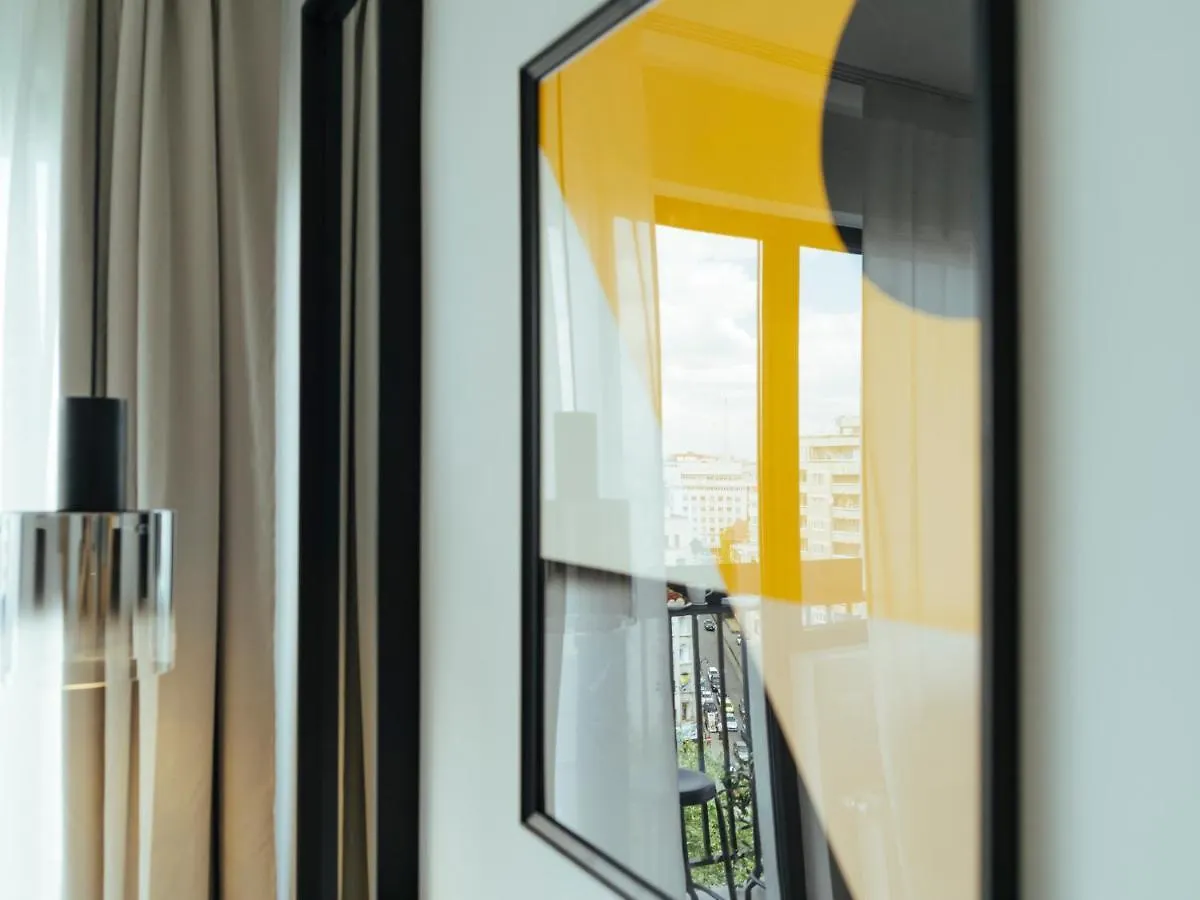 Superb City View - Bright & Stylish - 2Br Bucarest Romania